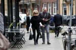 Amsterdam 4 maart 2017
Connie Witteman met verloofde/vriend Eugene v Dun op de cornelis schuytstraat
