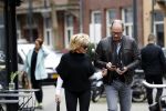 Amsterdam 4 maart 2017
Connie Witteman met verloofde/vriend Eugene v Dun op de cornelis schuytstraat
