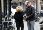 Amsterdam 4 maart 2017
Connie Witteman met verloofde/vriend Eugene v Dun op de cornelis schuytstraat