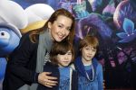 Amsterdam 18 maart 2017 
premiere Smurfen in  Pathe Arena. Cynthia abma met kind(eren)