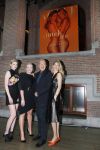 Amsterdam 8 maart 2017
Voque 5 jaar. Op de cover staan Doutzen Kroes en Lara Stone. Mario Testino is de fotograaf . Hoofdredaktrice Karin Swerink is ook aanwezig in het conservatorium hotel.