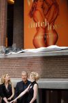 Amsterdam 8 maart 2017
Voque 5 jaar. Op de cover staan Doutzen Kroes en Lara Stone. Mario Testino is de fotograaf . Hoofdredaktrice Karin Swerink is ook aanwezig in het conservatorium hotel.