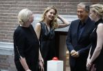 Amsterdam 8 maart 2017
Voque 5 jaar. Op de cover staan Doutzen Kroes en Lara Stone. Mario Testino is de fotograaf . Hoofdredaktrice Karin Swerink is ook aanwezig in het conservatorium hotel.