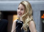 Amsterdam 8 maart 2017
Voque 5 jaar. Op de cover staan Doutzen Kroes en Lara Stone. Mario Testino is de fotograaf . Hoofdredaktrice Karin Swerink is ook aanwezig in het conservatorium hotel.