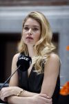 Amsterdam 8 maart 2017
Voque 5 jaar. Op de cover staan Doutzen Kroes en Lara Stone. Mario Testino is de fotograaf . Hoofdredaktrice Karin Swerink is ook aanwezig in het conservatorium hotel.