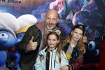 Amsterdam 18 maart 2017 
premiere Smurfen in  Pathe Arena. Eddy Zoey met zijn kinderen