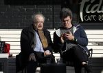 Amsterdam 23 maart 2017  
Eli Asser op terras in Amsterdam