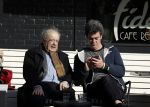 Amsterdam 23 maart 2017  
Eli Asser op terras in Amsterdam