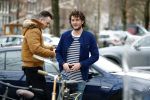 Amsterdam 19 maart 2017 
Freek v Noortwijk heeft een nieuw broodje kebap ontwikkeld . Zijn verloofde/vriendin Katja Schuurman kwam gezellig langs op de fiets.