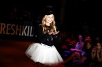 Amsterdam 26 maart 2017
Modeshow freshkids in the harbour club . kinderen en vrouwen van diverse voetballers liepen mee. Luc Castaignos keek trots naar zijn vrouw en kids