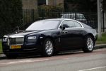 Amsterdam 4 maart 2017 
Advocaat Gerard Spong en zijn vriend mte hond en zijn Rolls Royce
