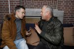 Rotterdam 22 maart 2017
Presentatie gay issue in Rotterdam. Gordon rijkt het eerste exemplaar uit. Gordon met story verslaggever Nick Dijkman