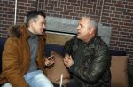 Rotterdam 22 maart 2017
Presentatie gay issue in Rotterdam. Gordon rijkt het eerste exemplaar uit. Gordon met story verslaggever Nick Dijkman