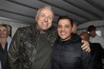 Rotterdam 22 maart 2017
Presentatie gay issue in Rotterdam. Gordon rijkt het eerste exemplaar uit. Gordon met beste vriend Patrick
