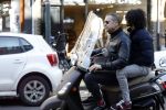 Amsterdam 25 maart 2017
Hans Kesting met (een) vriend op scooter.