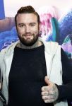 Amsterdam 18 maart 2017
Premiere de Smurfen in pathe arena. Jamie Saunders met vrouw en dochter
