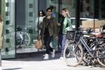Amsterdam 30 maart 2017
Waylon haalt Joelle Witschge thuis op in zijn porsche panamera.