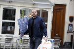 Amsterdam 4 maart 2017 
Johnny Heitinga doet boodschappen