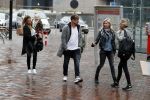Amsterdam 18 maart 2017 
Johnny de Mol met zijn vriendin Anouk v Schie op weg naar premiere Smurfen in  Pathe Arena