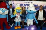 Amsterdam 18 maart 2017 
premiere Smurfen in  Pathe Arena. Johnny de Mol Pip Pellens en Kees Tol