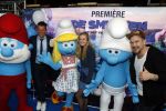 Amsterdam 18 maart 2017 
premiere Smurfen in  Pathe Arena. Johnny de Mol Pip Pellens en Kees Tol