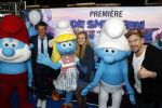 Amsterdam 18 maart 2017 
premiere Smurfen in  Pathe Arena. Johnny de Mol Pip Pellens en Kees Tol