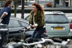 Amsterdam 19 maart 2017 
Freek v Noortwijk heeft een nieuw broodje kebap ontwikkeld . Zijn verloofde/vriendin Katja Schuurman kwam gezellig langs op de fiets.