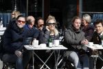 Amsterdam 23 maart 2017  
Kimberly Klaver en haar man Bas Schothorst op terras in Amsterdam