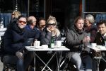Amsterdam 23 maart 2017  
Kimberly Klaver en haar man Bas Schothorst op terras in Amsterdam