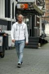 Amsterdam 19 maart 2017 
Koen Verweij met (een) vriendin op straat in Amsterdam zuid.