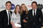 Amsterdam, 28 Maart 2017
TV Beelden 2017
Linda de Mol en partner Jeroen Rietbergen, en kinderen Julian en Noa
