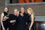 Amsterdam 8 maart 2017
Voque 5 jaar. Op de cover staan Doutzen Kroes en Lara Stone. Mario Testino is de fotograaf . Hoofdredaktrice Karin Swerink is ook aanwezig in het conservatorium hotel.
