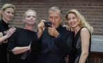 Amsterdam 8 maart 2017
Voque 5 jaar. Op de cover staan Doutzen Kroes en Lara Stone. Mario Testino is de fotograaf . Hoofdredaktrice Karin Swerink is ook aanwezig in het conservatorium hotel.