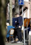 Amsterdam 15 maart 2017  
Mark v d Loo en zijn moeder en zoon eten ijsje.