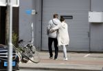 Amsterdam 26 maart 2017 
Martijn Krabbe en zij vriendin Noi Pakon doen boodschappen op de verjaardag van Martijn.