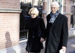 Amsterdam 9 maart 2017
Martine Bijl en Berend Boudewijn kwamen naar de afscheidsdienst van Guus Verstraete in het nieuwe de la mar.