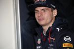 Amsterdam  18 maart 2017
Max Verstappen fans trotseren de regen en komen naar een fandag bij Hornbach