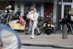 Amsterdam 26 maart 2017 
Martijn Krabbe en zij vriendin Noi Pakon doen boodschappen op de verjaardag van Martijn.