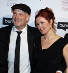 Hilversum 6 maart 2017
Uitreiking Buma awards in studio 21. Blof met hun dames. Paskal jacobsen Norman Bonink Peter Slager en Bas Kennis met hun vrouwen