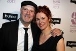 Hilversum 6 maart 2017
Uitreiking Buma awards in studio 21. Blof met hun dames. Paskal jacobsen Norman Bonink Peter Slager en Bas Kennis met hun vrouwen