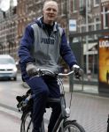 Amsterdam 4 maart 2017 
Oud bokskampioen Pedro v raamsdonk met een kennis