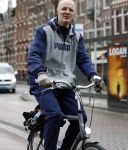 Amsterdam 4 maart 2017 
Oud bokskampioen Pedro v raamsdonk met een kennis