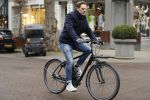 Amsterdam 7 februari 2017 
Ronald de Boer op zijn electrische fiets op de cornelis schuytstraat