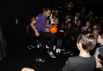 Amsterdam 26 maart 2017
Modeshow freshkids in the harbour club . kinderen en vrouwen van diverse voetballers liepen mee. Soufiane Touzani