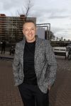 Rotterdam 22 maart 2017
Presentatie gay issue in Rotterdam. Gordon rijkt het eerste exemplaar uit. Stefan Kerkhofs met Leon