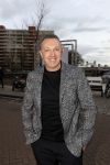 Rotterdam 22 maart 2017
Presentatie gay issue in Rotterdam. Gordon rijkt het eerste exemplaar uit. Stefan Kerkhofs met Leon