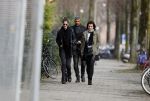 Amsterdam 13 maart 2017  
Frank Rijkaard met zijn vrouw Stephanie en een vriendin op straat in amsterdam zuid