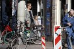 Amsterdam 25 maart 2017 
Thijs Romer en zijn dochter Sammie gaan met taxi naar de bioscoop