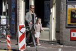 Amsterdam 25 maart 2017 
Thijs Romer en zijn dochter Sammie gaan met taxi naar de bioscoop