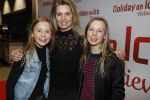 Utrecht 23 maart 2017
Premiere Holiday on ice in de jaarbeurs met Maxim en Rene Froger. Vivian Slingerland met dochter